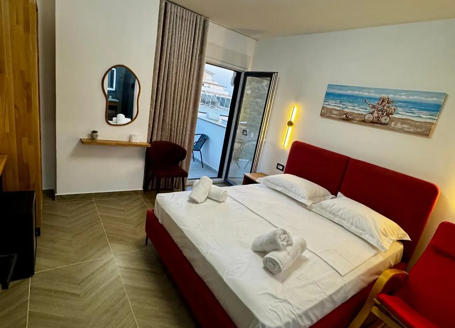 Lighthouse Shengjin 2 Otel